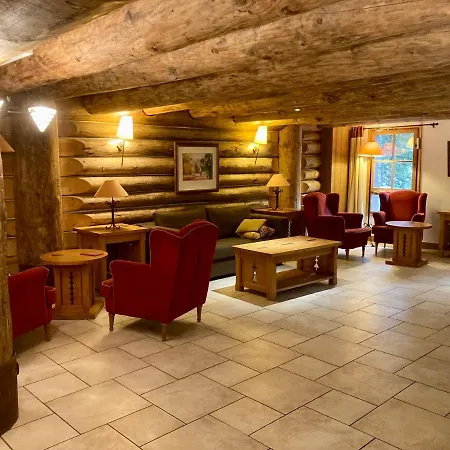 Arc 1950 M, Au Pied, Piscine Exterieure Chauffee, Remontees Mecaniques A 100m, Sauna Et Salle De Sports *